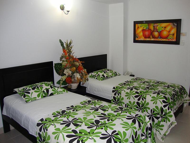 Hotel La Media Naranja Montería Extérieur photo